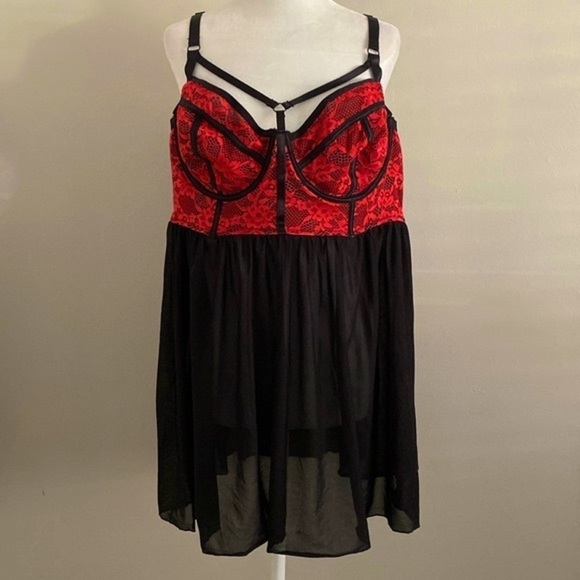 NWOT Torrid bustier lace & mesh Nightie - Picture 1 of 7